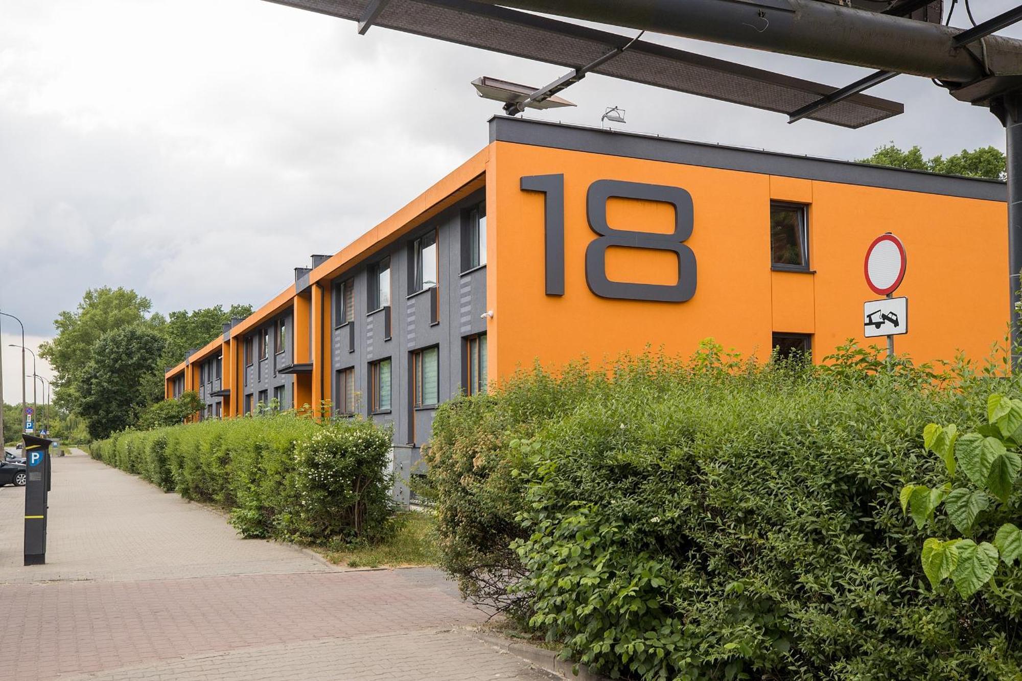 Shortstaypoland Batorego Apartmán *